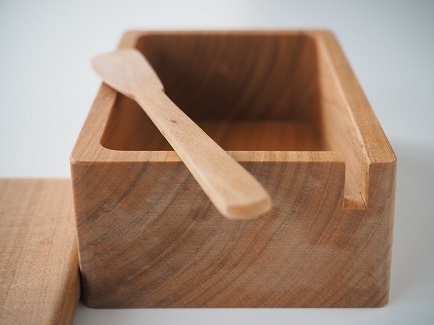 三谷龍二】安曇野で偶然出会った、思い出のバターケース。 | 28平米の