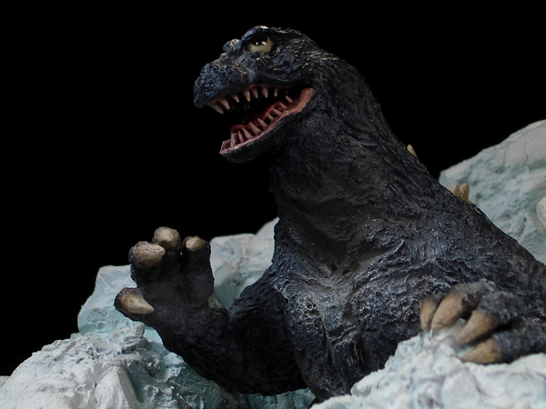 酒井ゆうじ造形工房】 1/250 キンゴジ出現 完成品