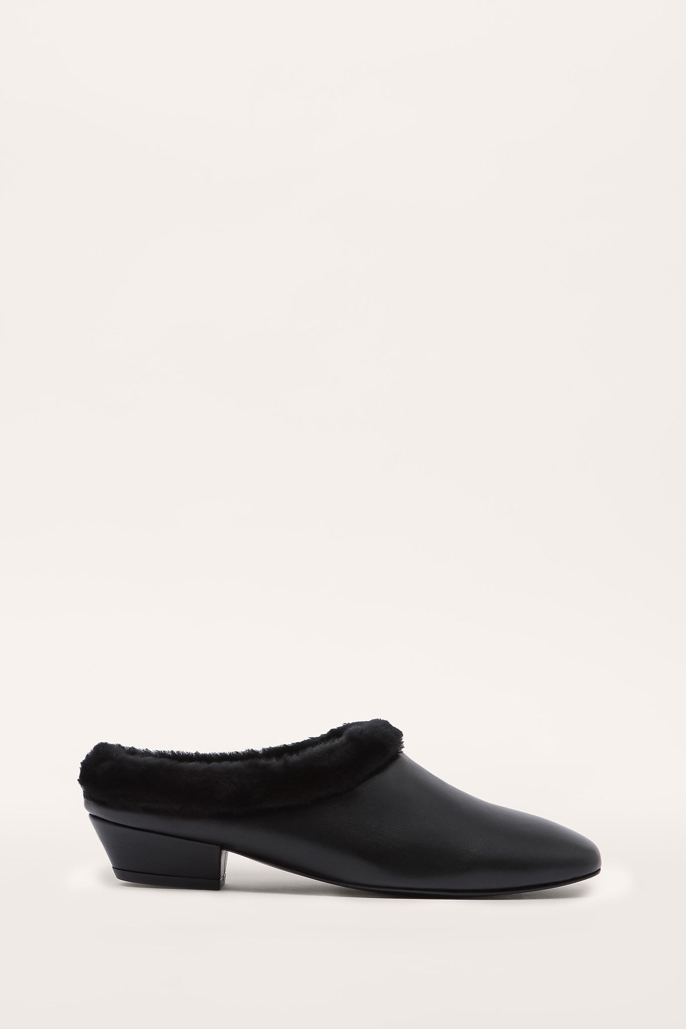 MATU FURRY MULES, BLACK – theparcollection
