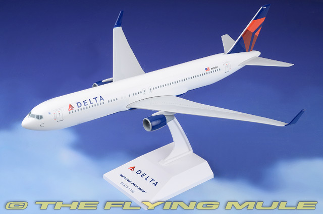 767-300 1:150 Display Model - Skymarks SK-SKR330 - $63.95