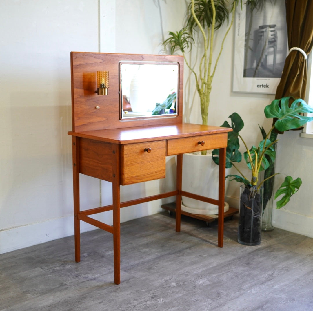 北欧ヴィンテージ ドレッシングテーブル ドレッサー スウェーデン 鏡台