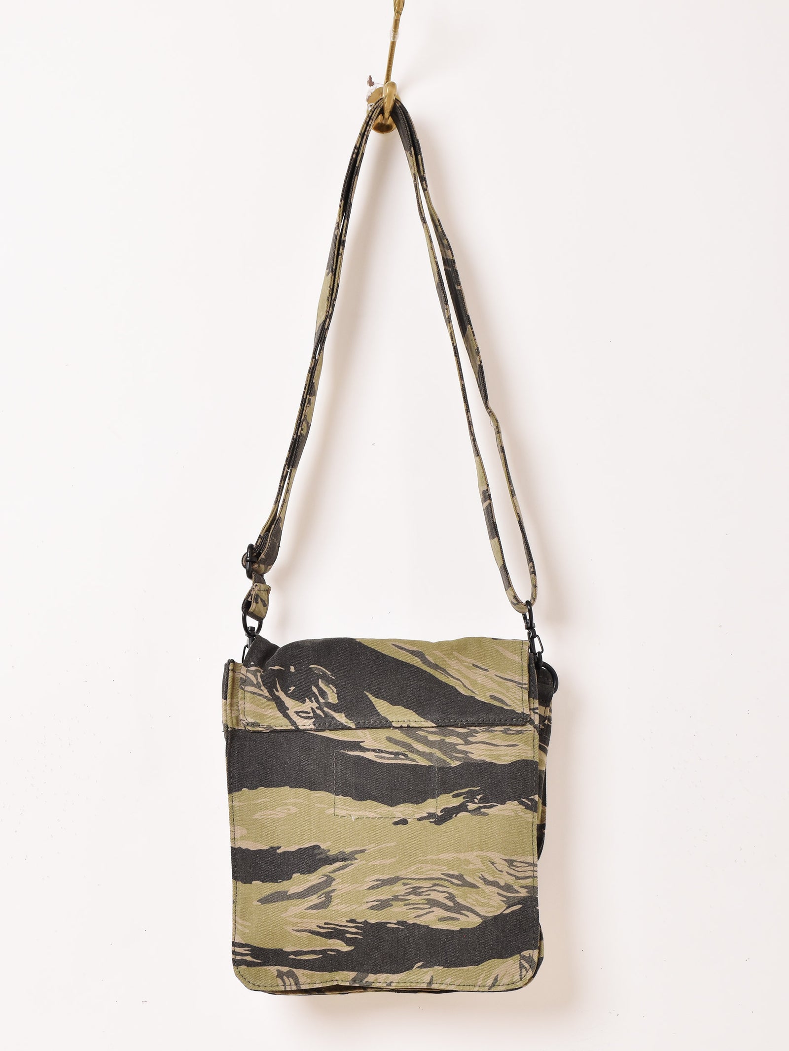 2色展開】カモフラージュ柄 ミニショルダーバッグ – 古着屋Top of the