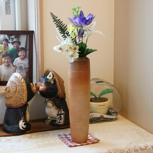 楽天市場】在庫数限り 信楽焼 一輪挿し 緋色 長 スカーレット ミニ