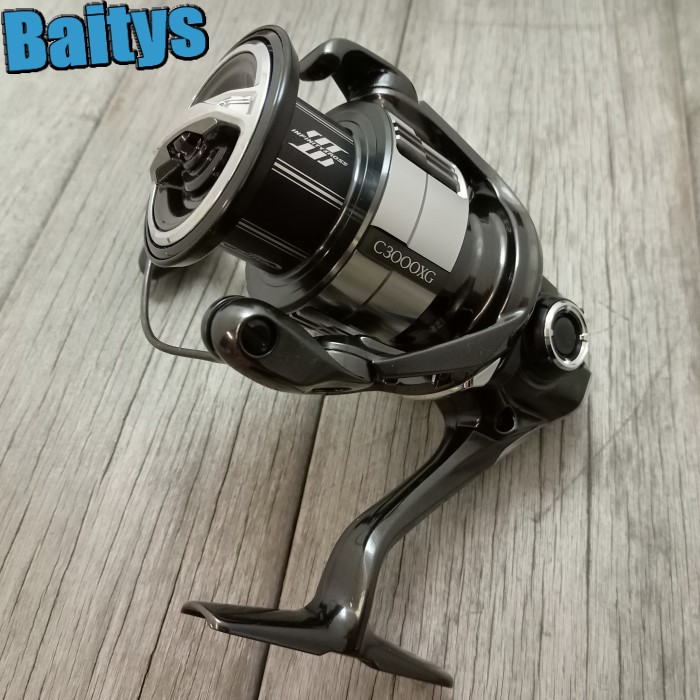 シマノ ヴァンキッシュ C3000XG (リール) 価格比較 - 価格.com