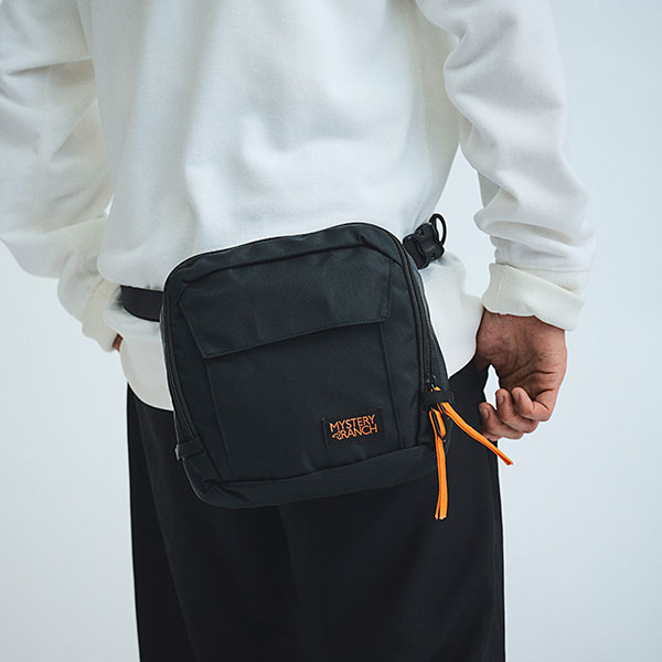 さ*き様 ☆真作保証☆ 梁耀「深山古寿」 掛軸（紙本）墨彩 中国美術