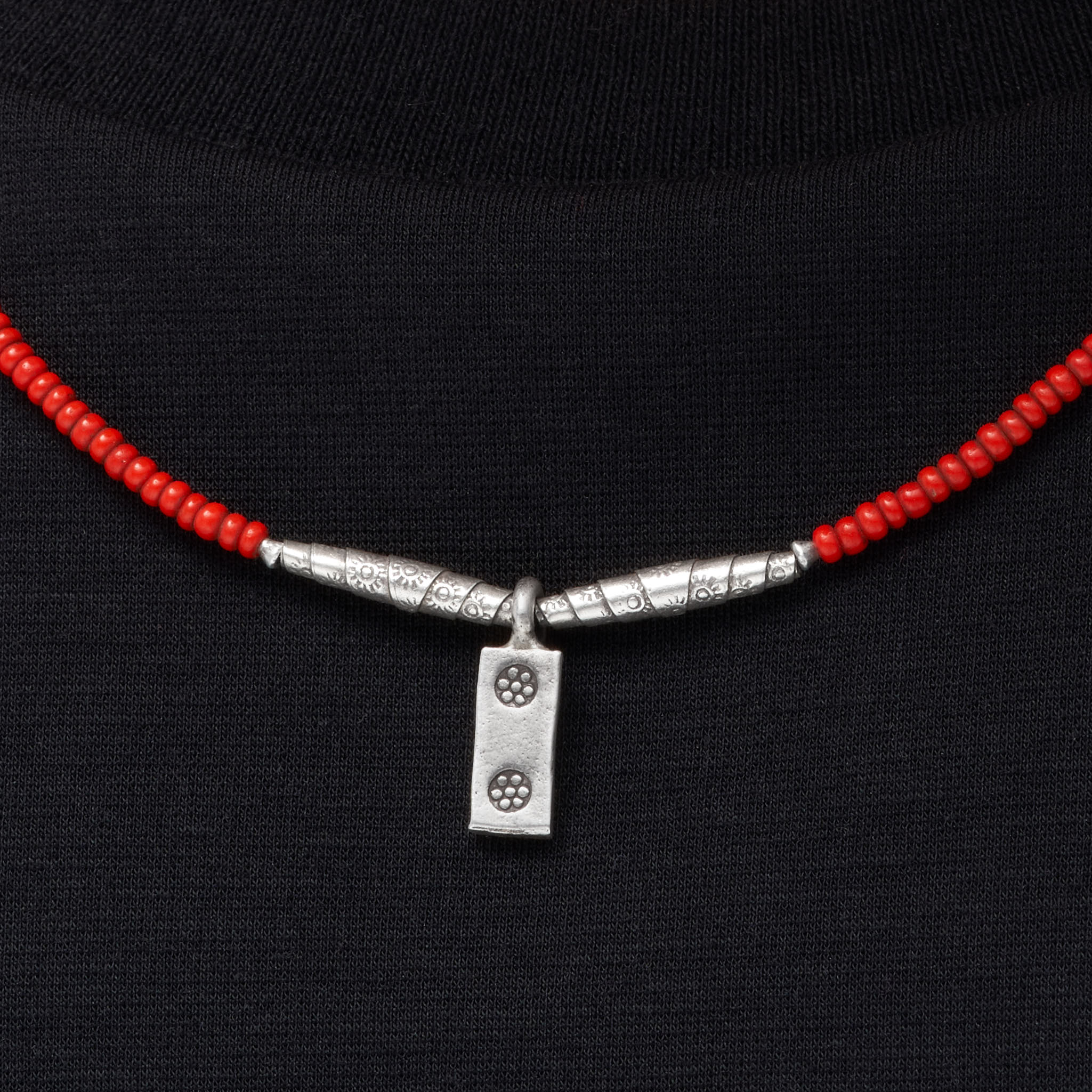 楽天市場】カレン 族 シルバー チベット系民族 アンティークビーズ 赤