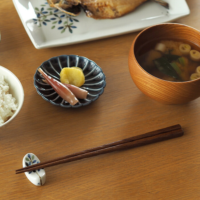 楽天市場】KURABI 箸 彫り 茶 / KAWAI【9点までネコポス可】 / 天然木