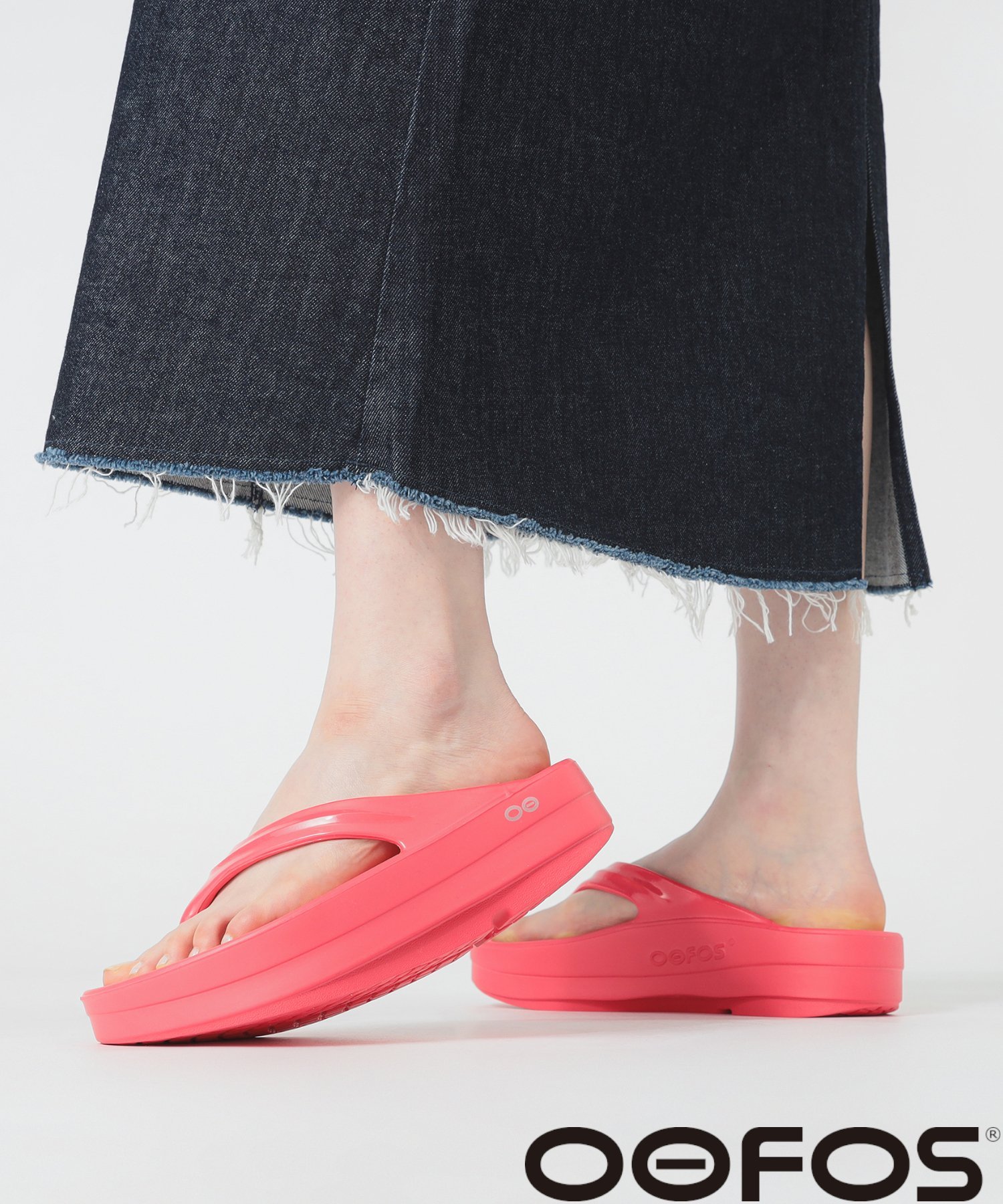 B:MING LIFE STORE by BEAMS｜OOFOS / OOmega(23~25cm) リラックス