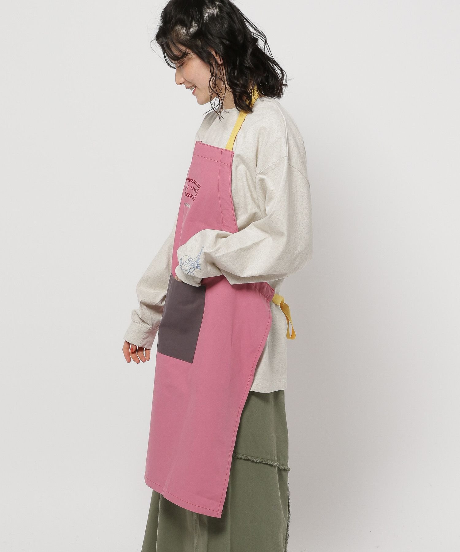 niko and ｜[Fishs Eddy(フィッシュエディ)]刺繍エプロン | Rakuten