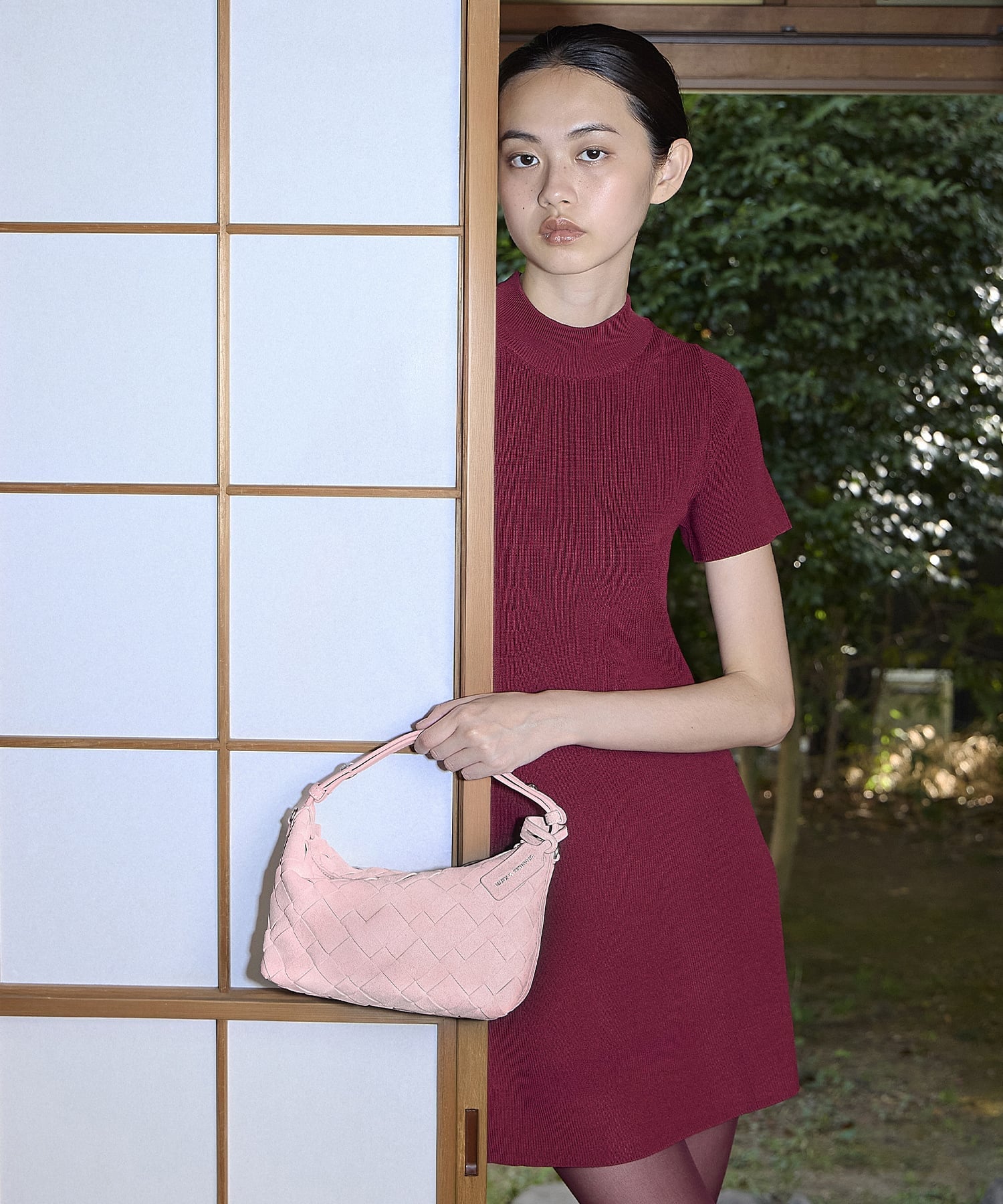 CHARLES & KEITH｜Ivette イヴェット スエードウーブンショルダー