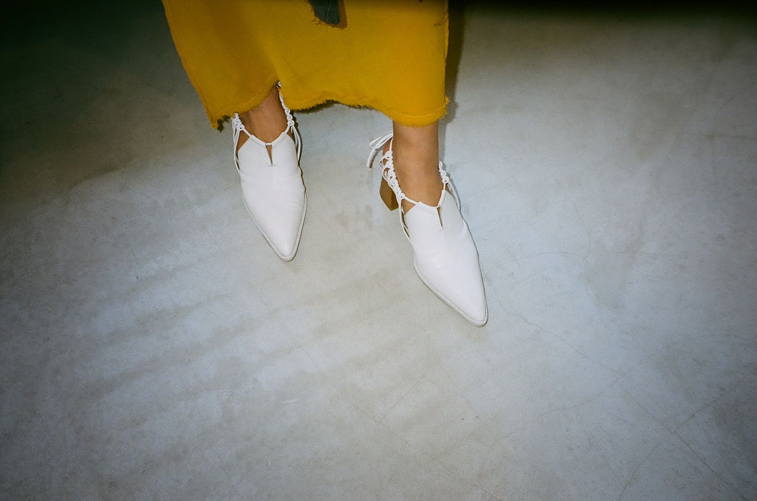 Klara/Black｜UNTISHOLD | アンチショルドの公式オンラインストア