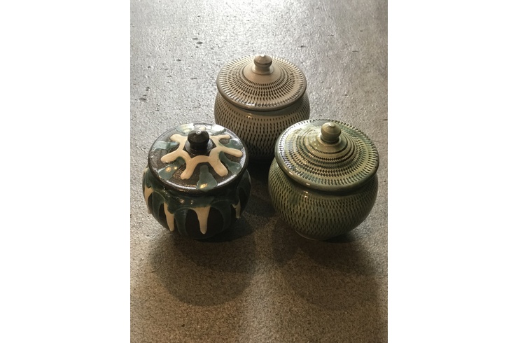 小鹿田焼の蓋付き小壺なら、東京世田谷区豪徳寺駅の店、うつわのわ田で