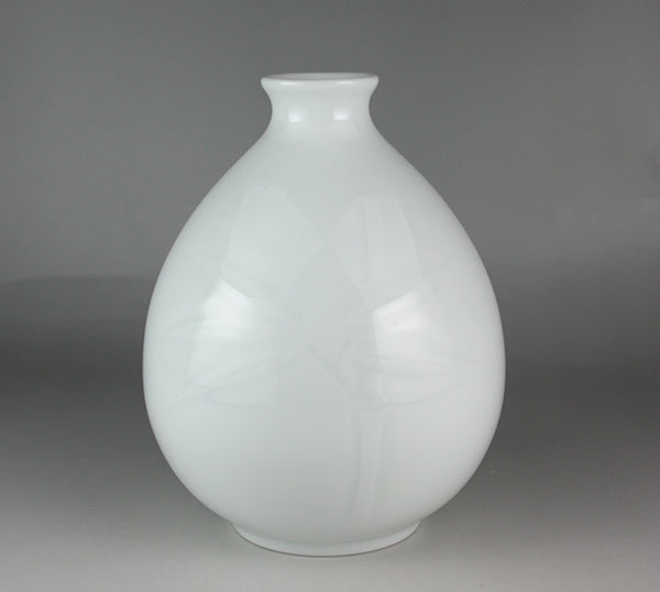 井上萬二窯 白磁彫文酒器揃 – ギャラリー一番館オンラインショップ