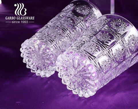 ヒマワリのエンボス加工工場で中東アラビアトルコ市場スタイルの刻まれ