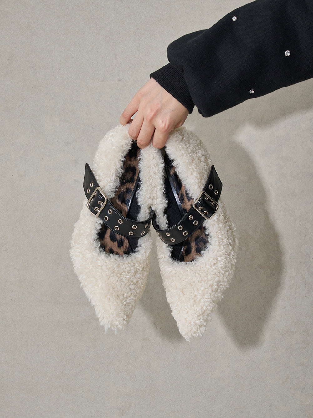 プードルファーベルトパンプス – Darich (ダーリッチ)