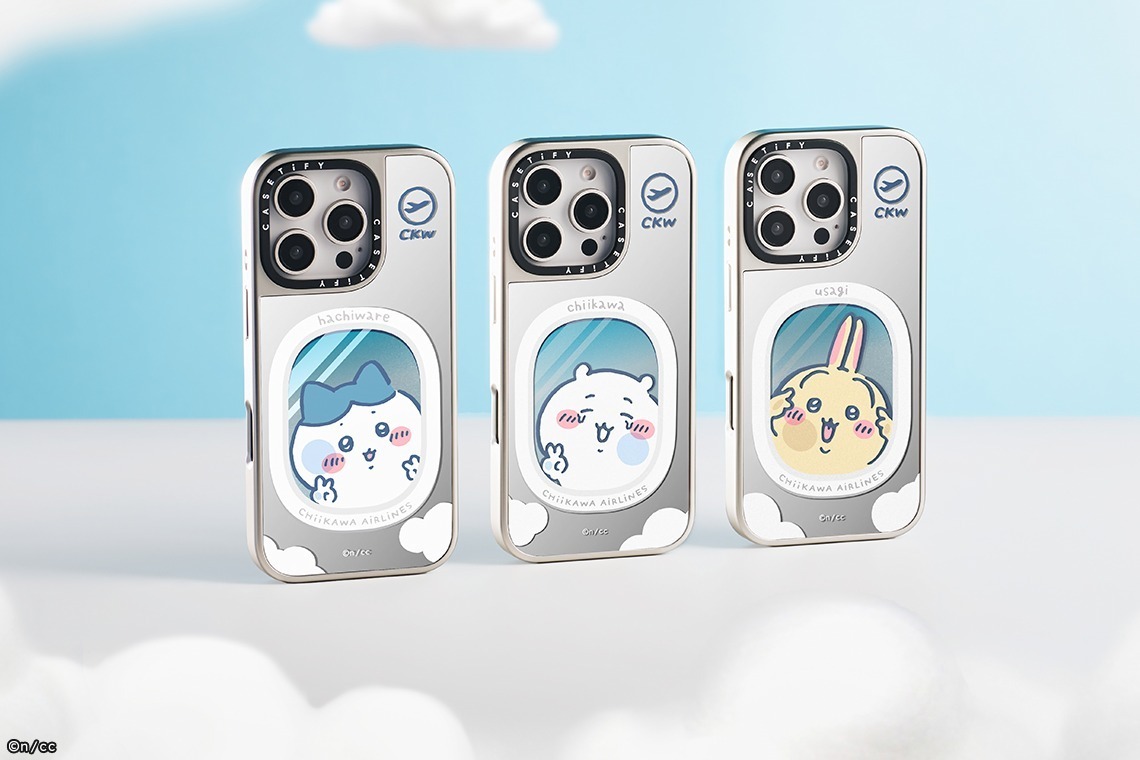 ケースティファイ「ちいかわ」スマホケース、飛行機の窓から顔をだす