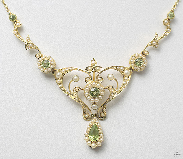 ペリドット・シードパール ネックレス | アンティークジュエリー