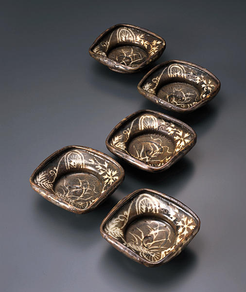 鼠志野向付 - MIHO MUSEUM