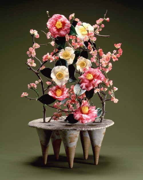 歴代家元紹介：霞 | いけばな草月流