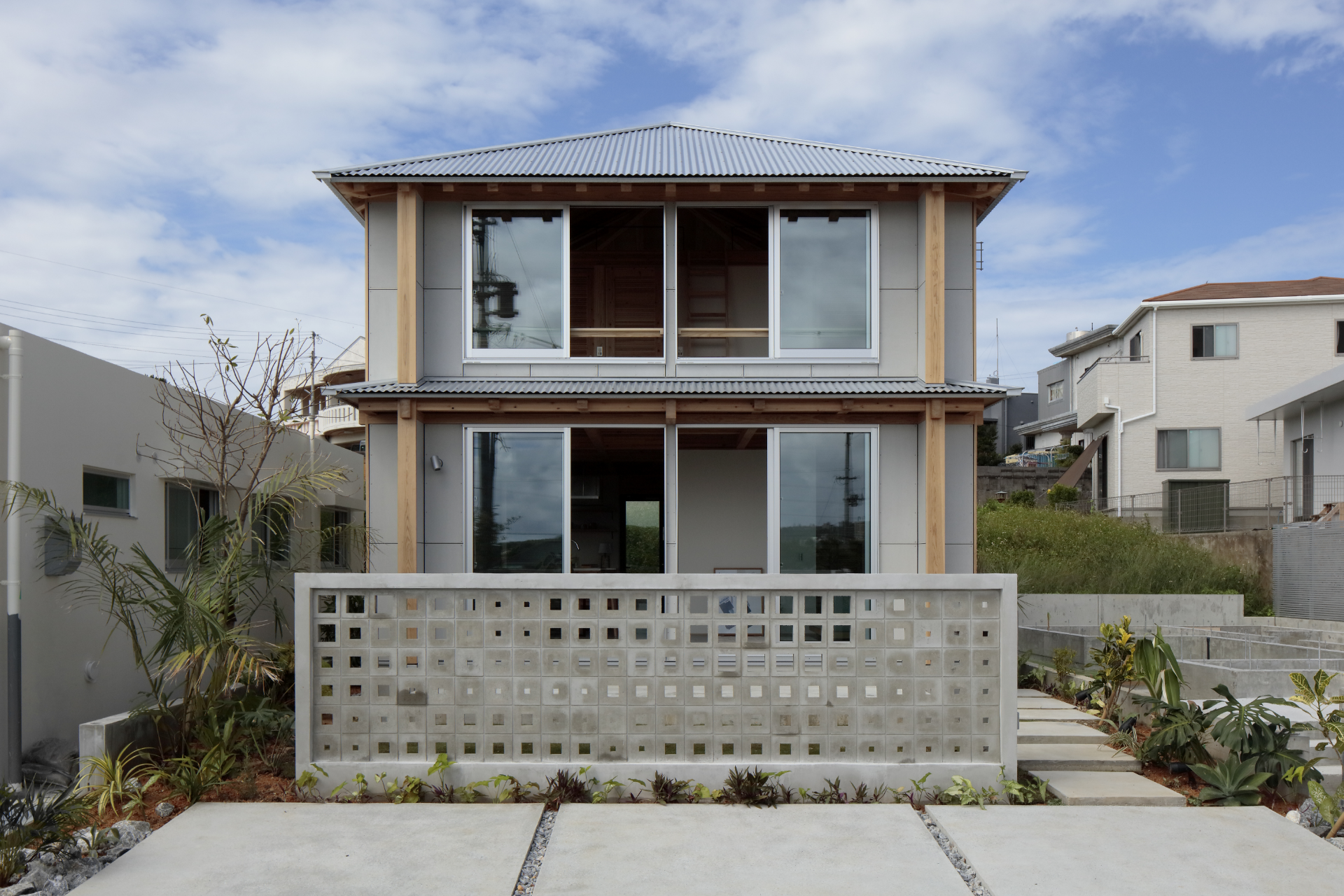 新城の二重傘 | 新民家MAKER