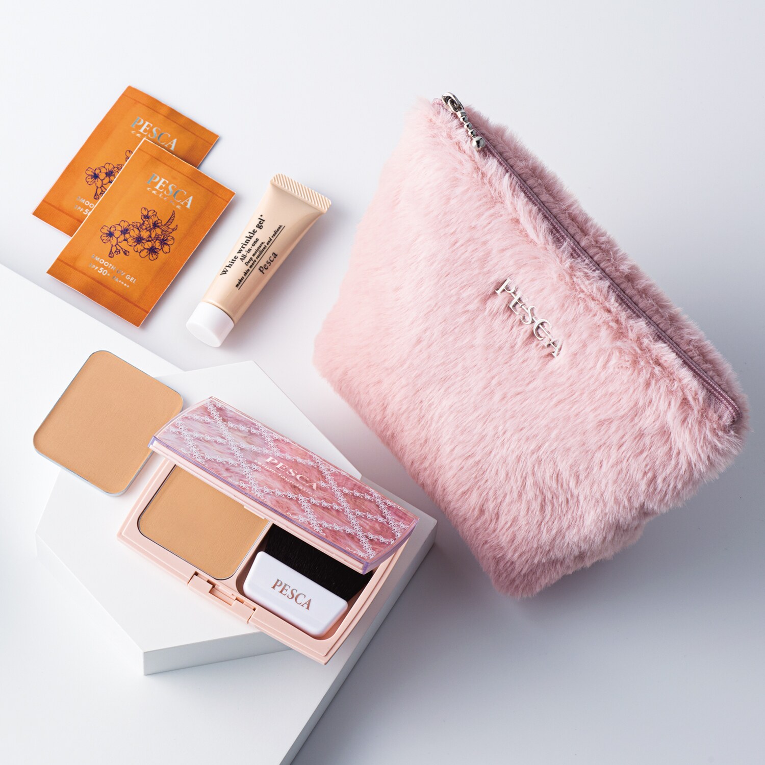 ペスカ サロン級の美白ケア 透明感のあるツヤ肌を演出 1品7役！薬用