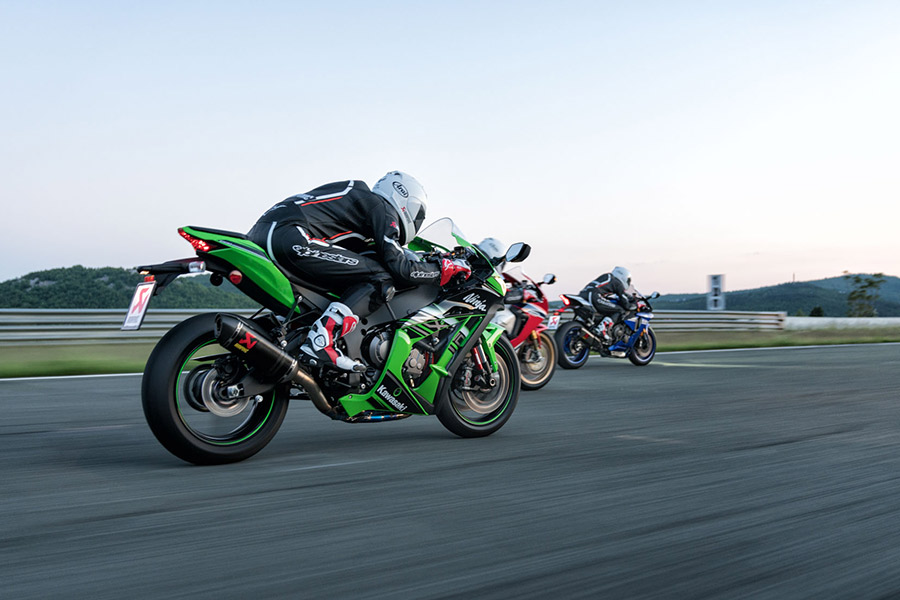 アクラポビッチ オプショナル リンクパイプ チタン ZX-10R/SE 16-20 ZX