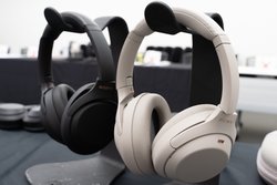 ソニー、ノイキャン性能と使い勝手が進化したBluetoothヘッドホン「WH