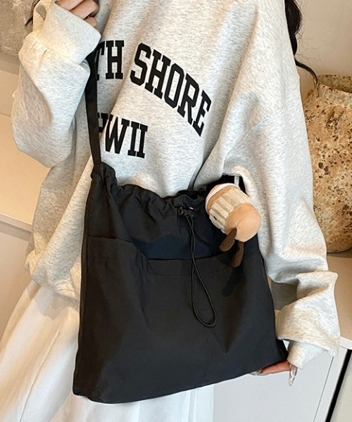 ショルダーバッグ バッグ ナイロンクロスボディバッグ レディース