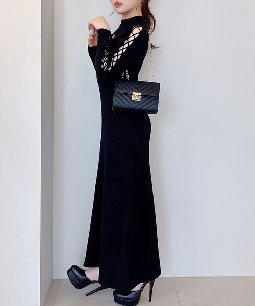 MIIA（ミーア） ワンピース 袖レースアップニットワンピース