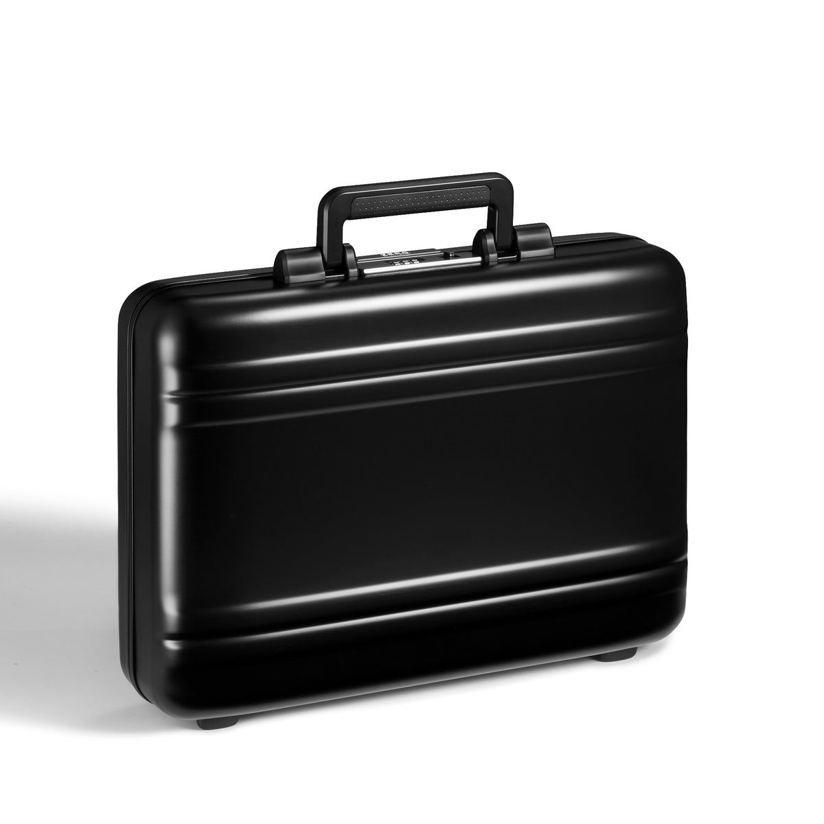 Classic Aluminum 3.0 ATT | Small Attaché Case 94411 – ZERO HALLIBURTON