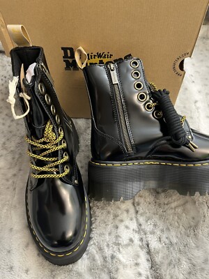 DR. MARTENS JADON MAX COMBAT PLATFORM BOOTS IN BLACK OXFORD Vegan
