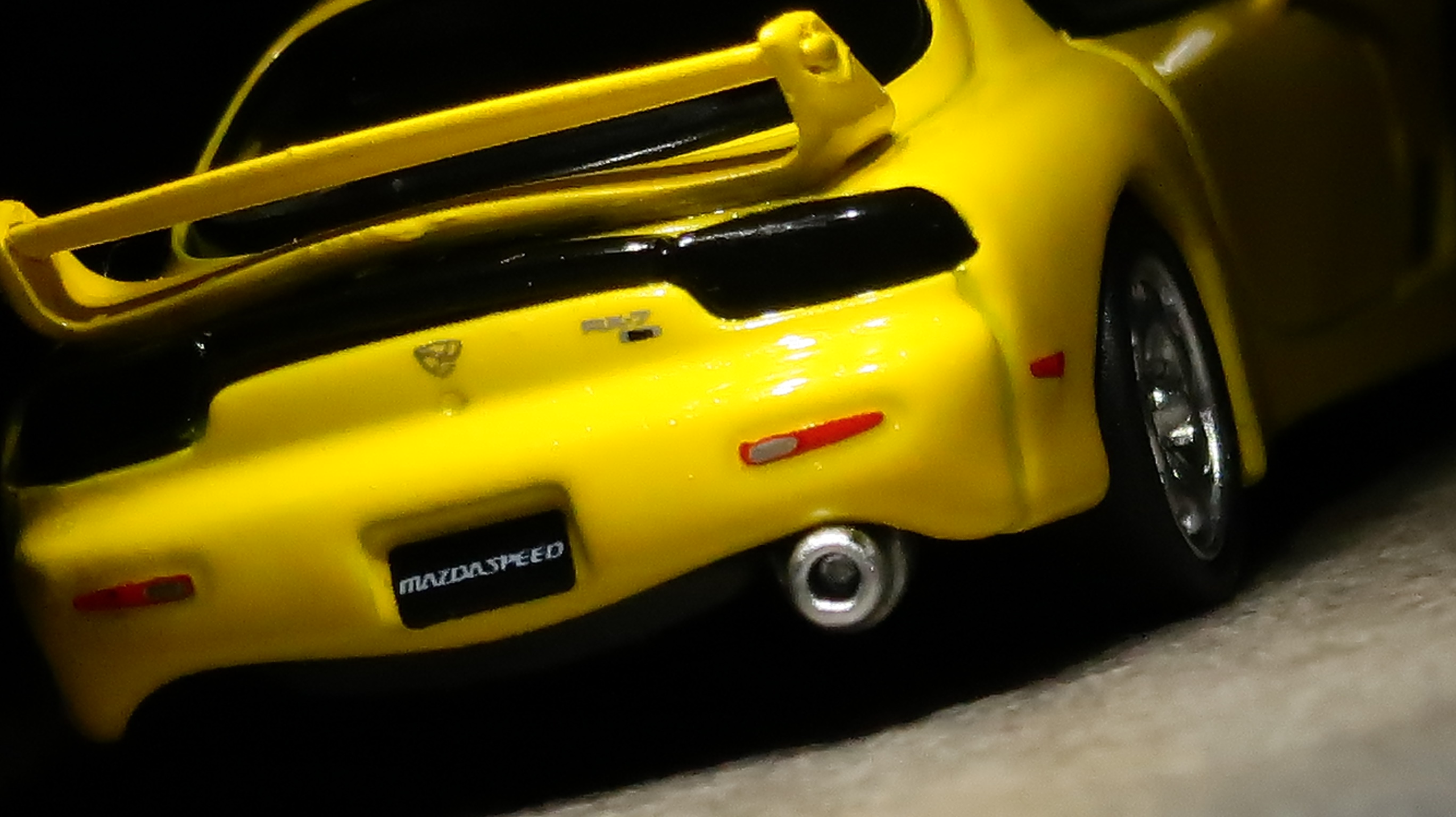 モデルインプレッション】 Tarmac Works Global64 - Mazda RX-7