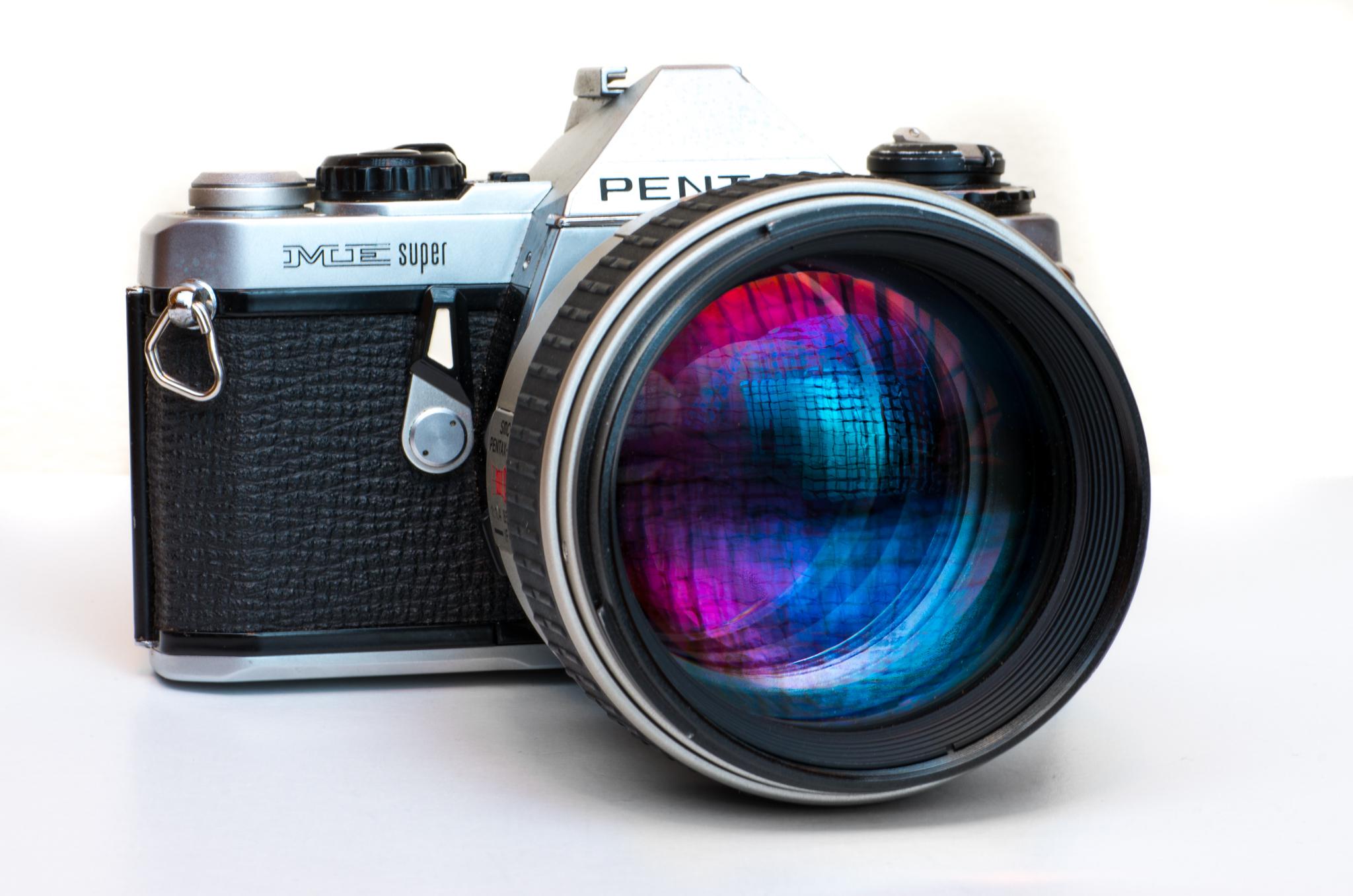 Pentax ME Super w/ SMC Pentax-FA* 85mm F1.4 [IF] : r/AnalogCommunity