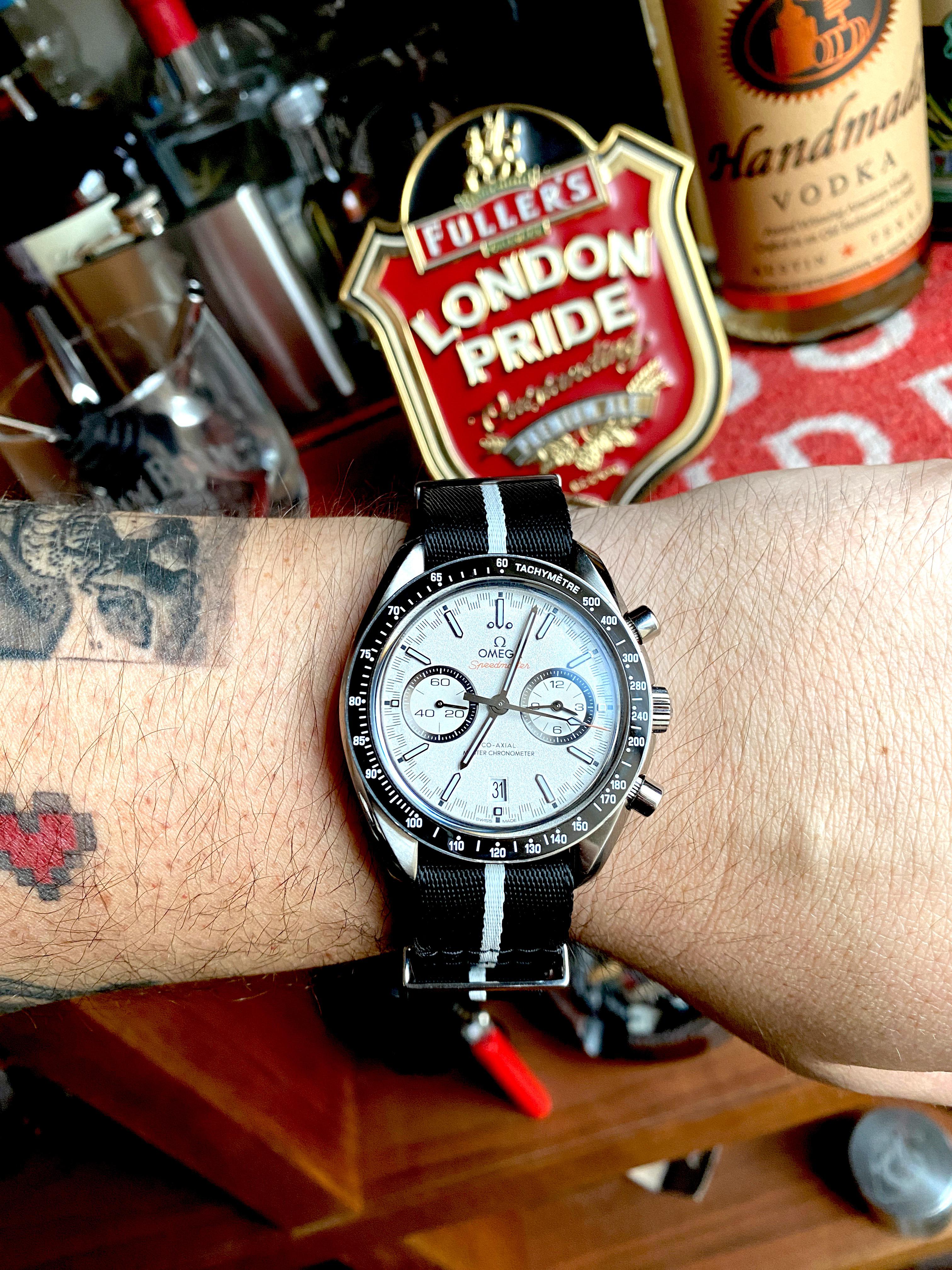 みんなはオメガのNATOストラップについてどう思う？ : r/OmegaWatches