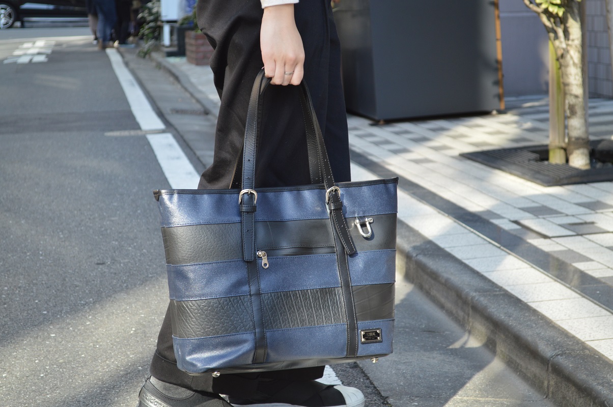 表参道本店ブログ】森野帆布コラボの新作トートバッグが登場！新色の