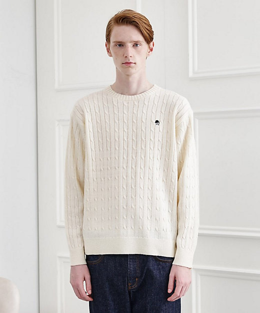 LIMITED】ワンポイント刺繍ケーブルニット