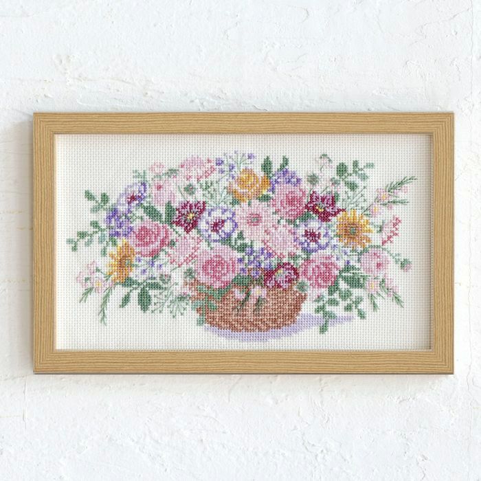 クロスステッチフレーム＜フラワーブーケ＞ | リバティ 生地、編み物