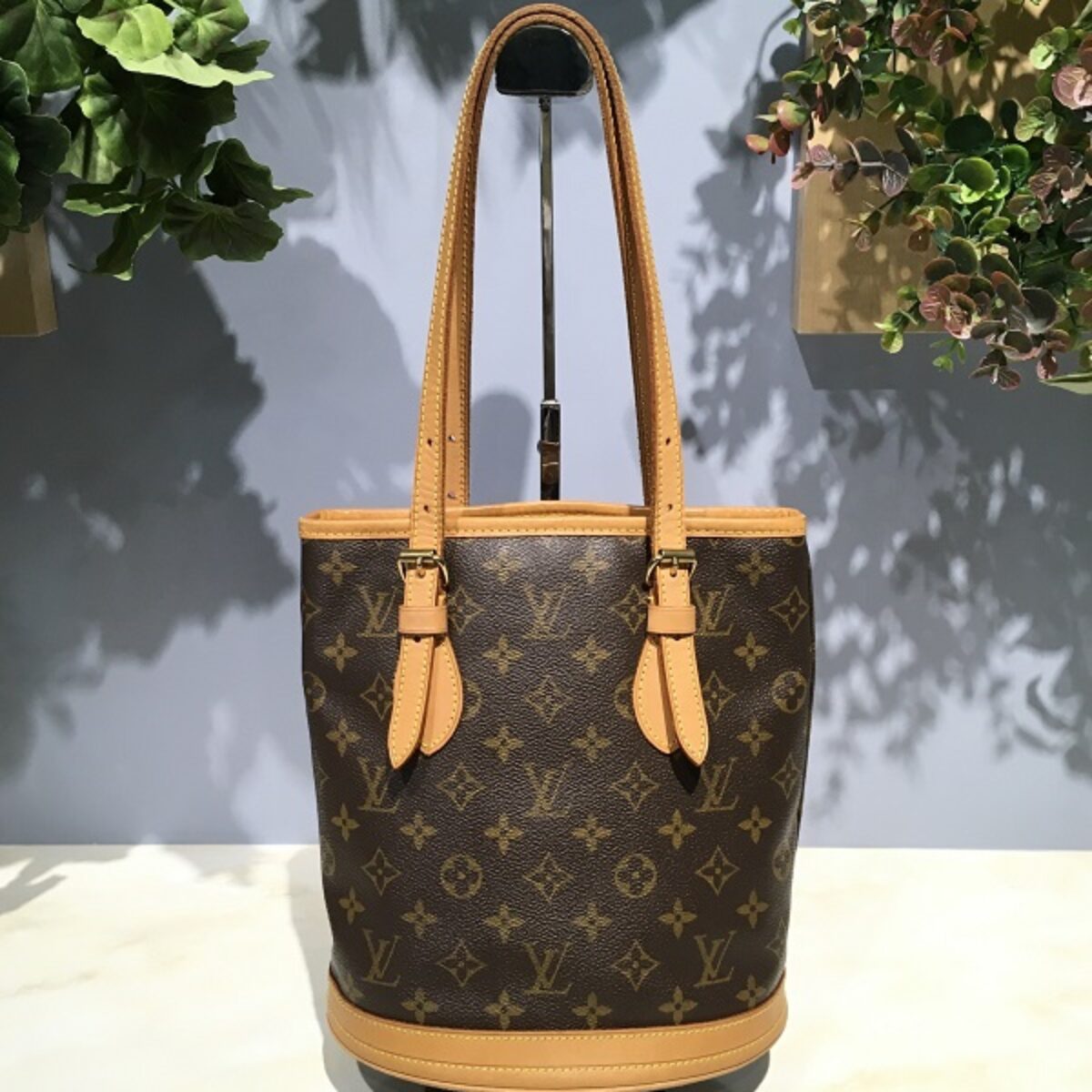 ルイ・ヴィトン M42238 バケットPM】の買取価格と査定ポイントをご紹介