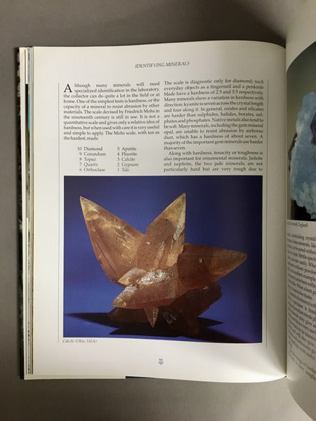 ドイツ・インゼル文庫・Nr. 54・鉱石の図鑑◇鉱物 宝石 洋書・絵本