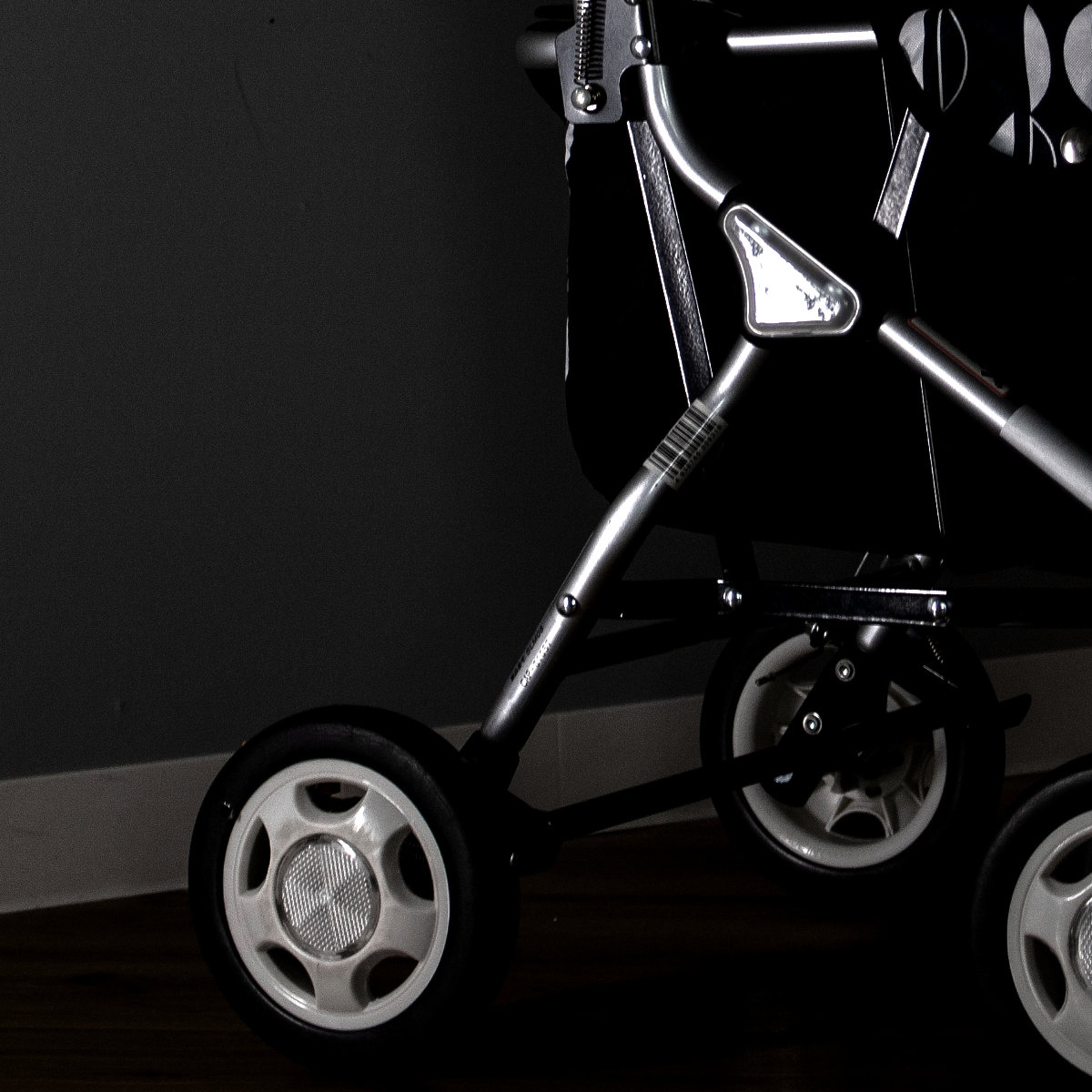 シルバーカー ミドルタイプ ルーティ2 コンパクト 座れる 幸和製作所