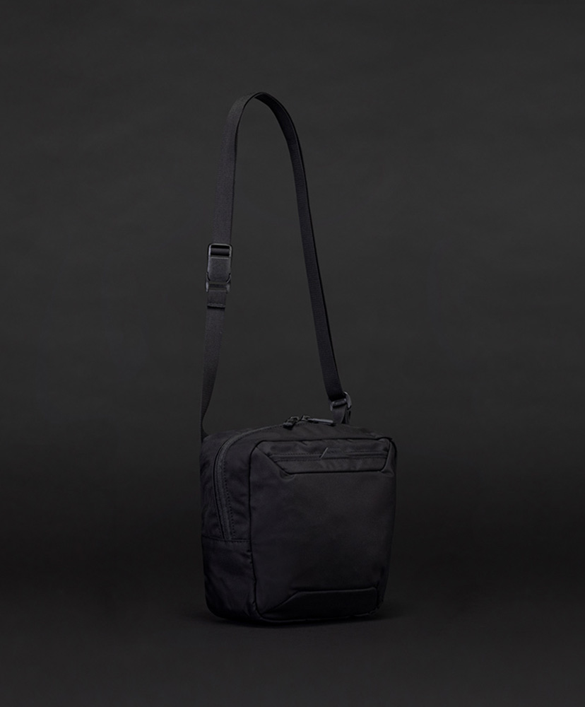 Shoulder Standard SS(ONE Black/ブラック): MONOLITH