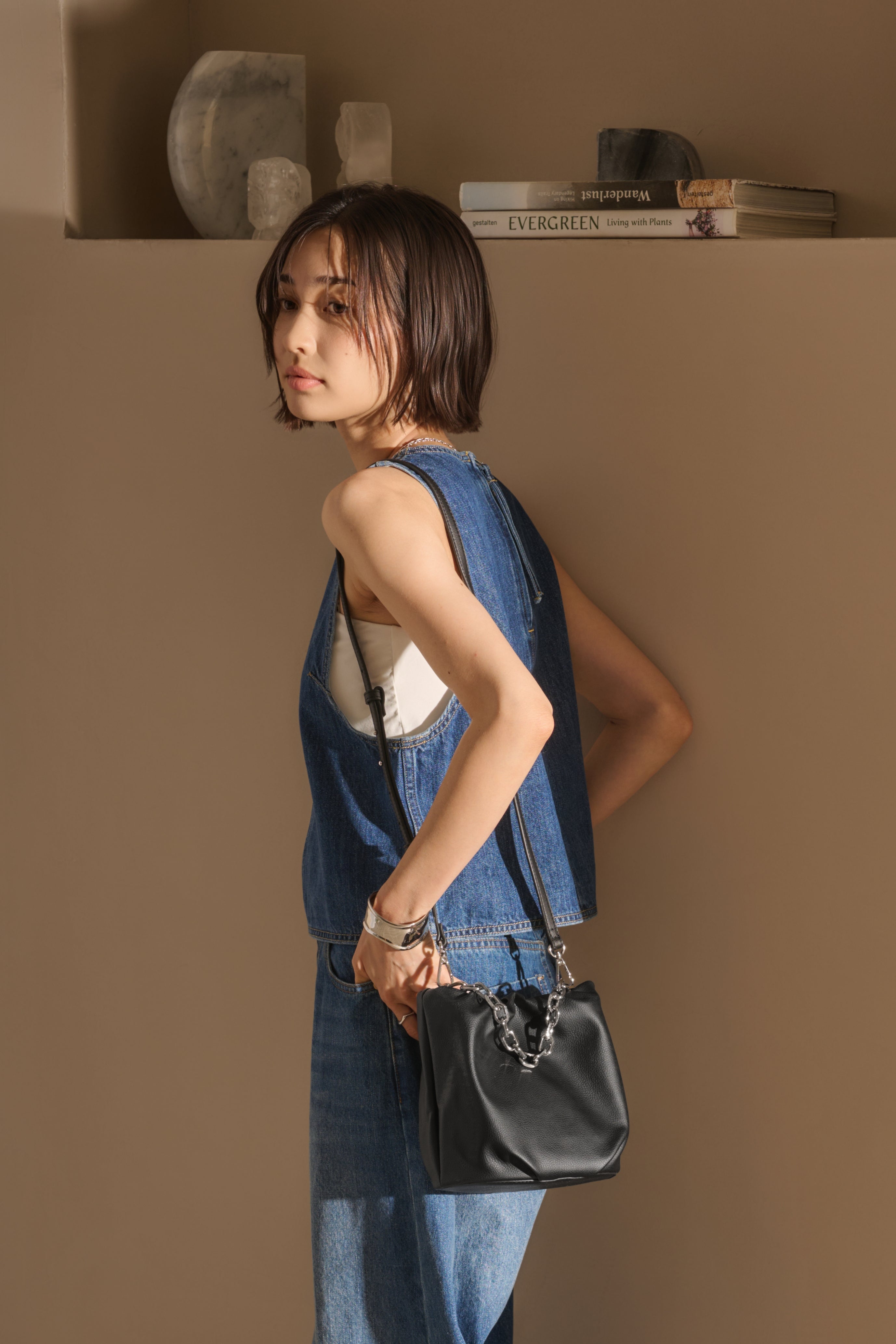 国産アップルレザー製「Apple 4Way Gather Bag」| LOVST TOKYO