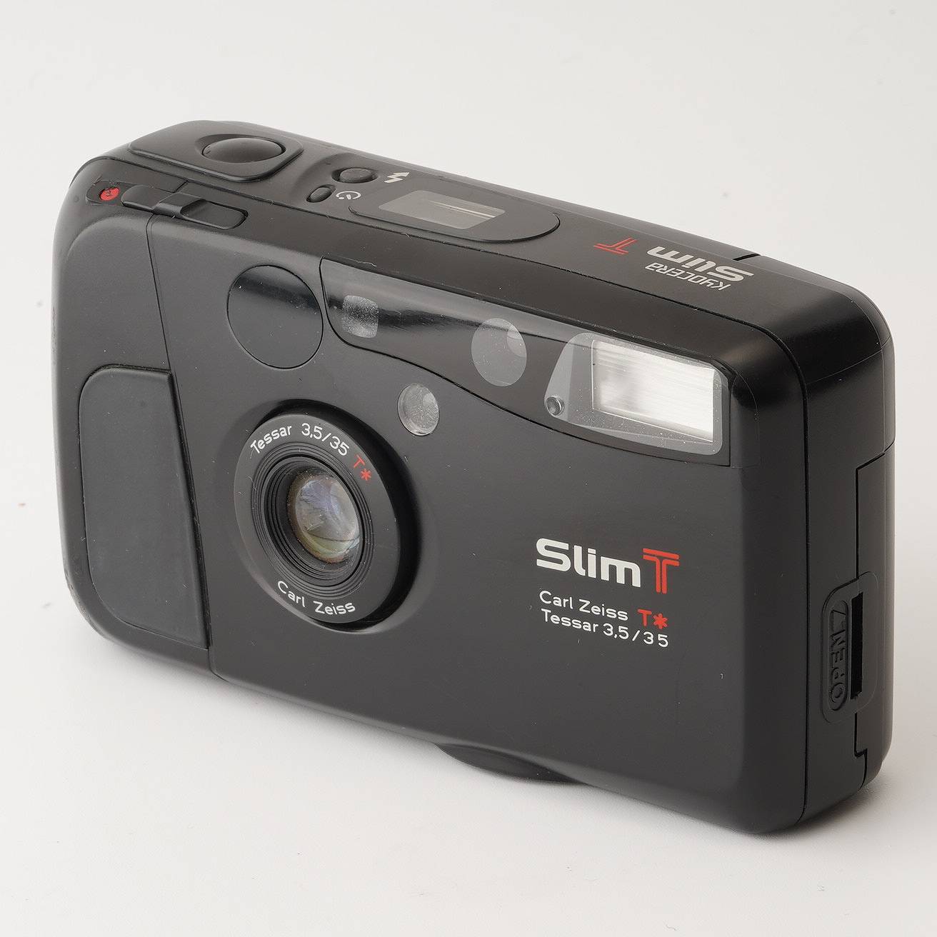 Kyocera SLIM T Carl Zeiss Tesser T* 35mm f/3.5 – Natural Camera