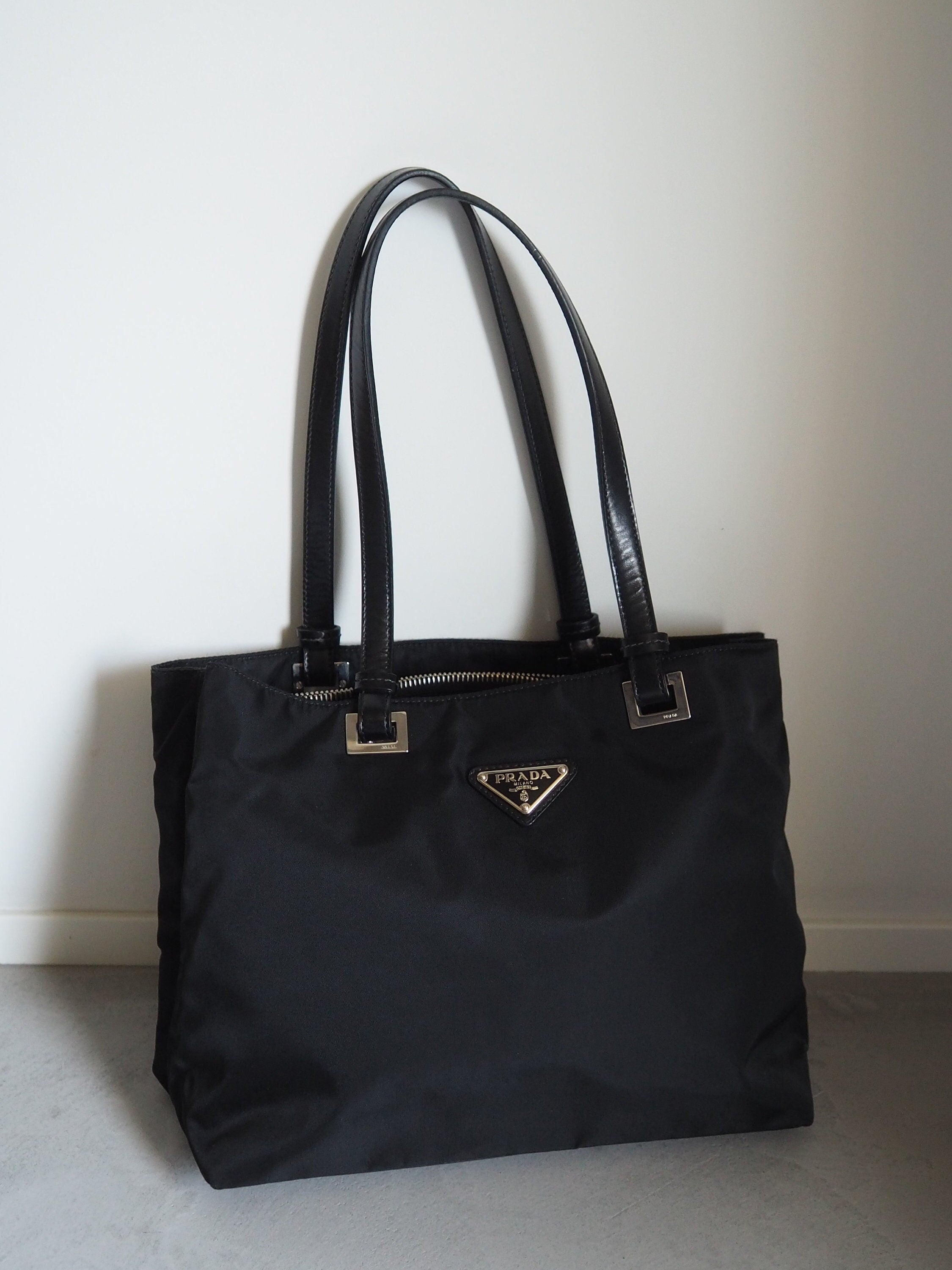 PRADA プラダ ナイロン トート ハンド ショルダー バッグ 三角 ロゴ