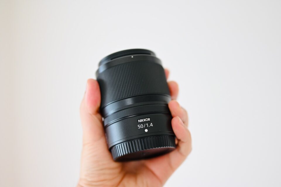 ニコンの単焦点レンズNIKKOR Z 50mm f/1.4を買いました！（レビュー