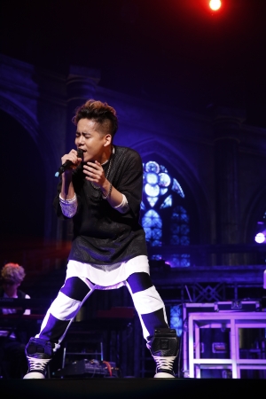 清水翔太 大阪城ホール公演をWOWOWで独占放送！多彩な名曲で飾った念願