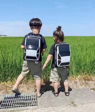 頭文字D】 トヨタAE86 ”藤原とうふ店” 仕様のキッズバックパック