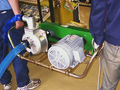 工進（KOSHIN） ベルト掛け自吸式ポンプ SU-50V (2インチ)本体