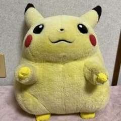 ピカチュウ 等身大 ぬいぐるみ TOMY - メルカリ