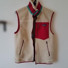 Patagonia メンズ フリースベスト Sサイズ クリーム/レッド - メルカリ